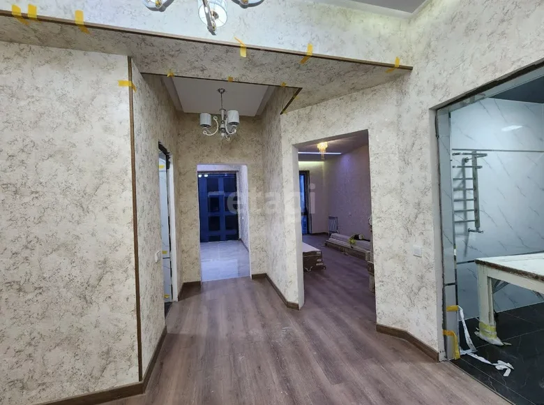 Kvartira 3 xonalar 87 m² Samarqandda