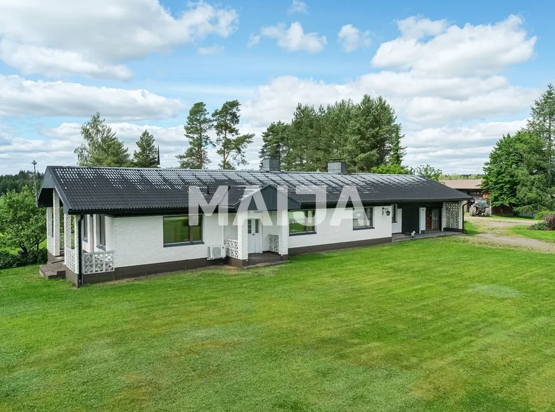 Casa 9 habitaciones 210 m² Miehikkala, Finlandia