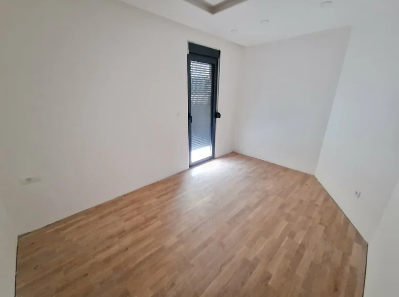 Mieszkanie 2 pokoi 103 m² Budva, Czarnogóra