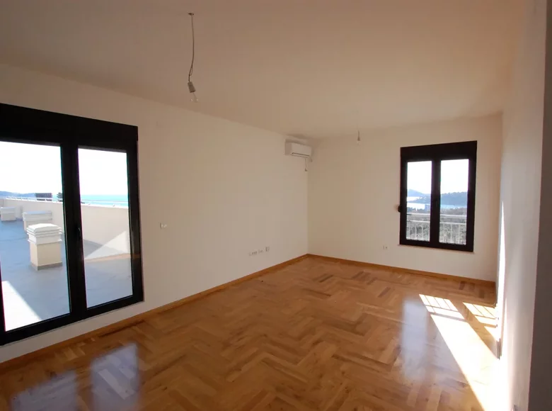 2 bedroom apartment 154 m² Montenegro, Montenegro