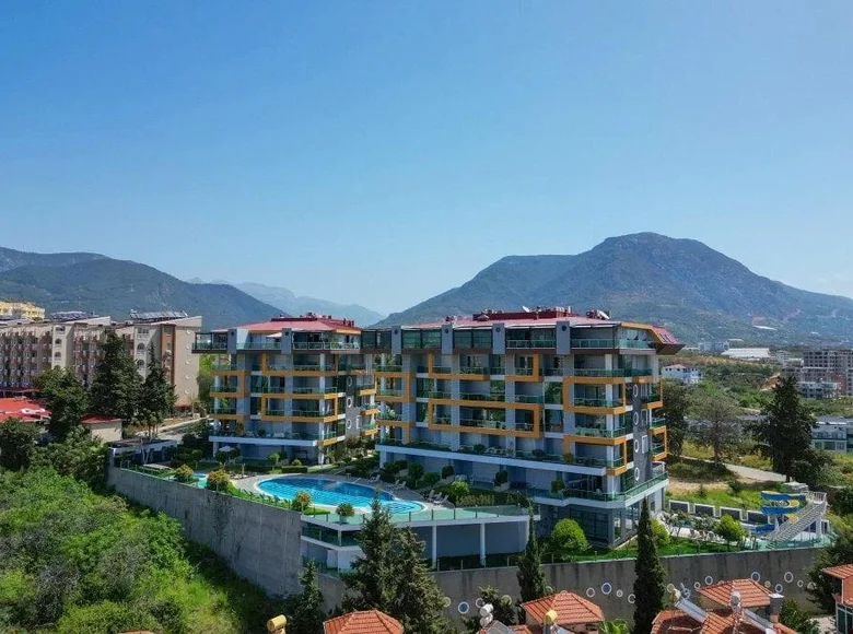 Квартира 4 комнаты 160 м² Кестель, Турция