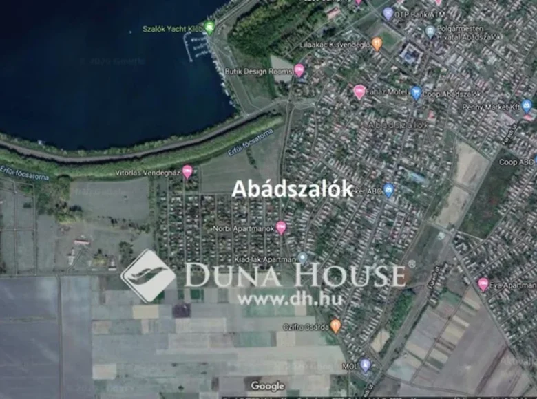 Land 74 714 m² Abadszalok, Hungary