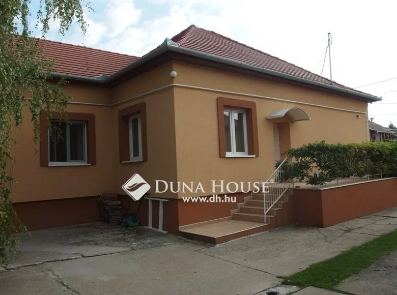 Dom 230 m² Kiskunfelegyhaza, Węgry