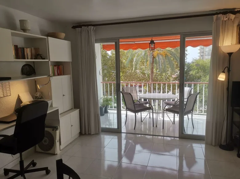 Apartamento 4 habitaciones  Benidorm, España