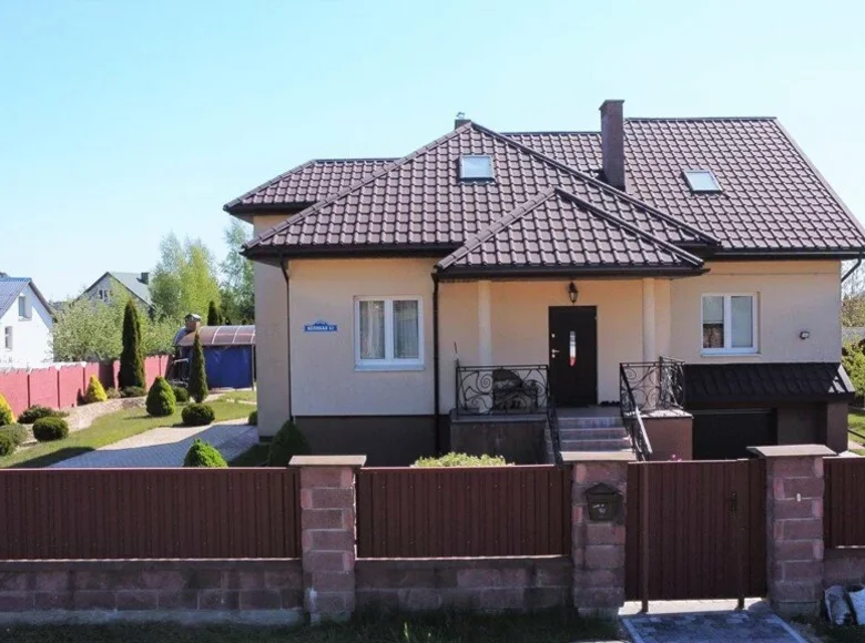 Casa 196 m² Karobcycy, Bielorrusia