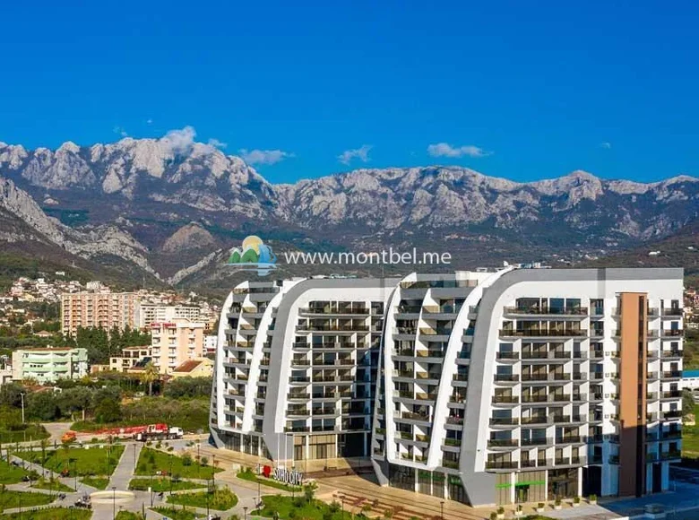 2 bedroom apartment 80 m² Bar, Montenegro