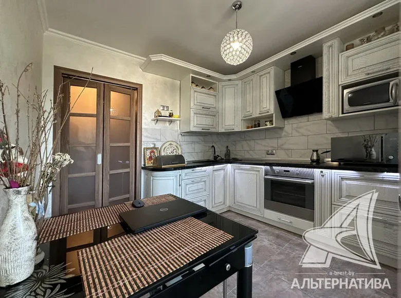 Квартира 2 комнаты 59 м² Брест, Беларусь