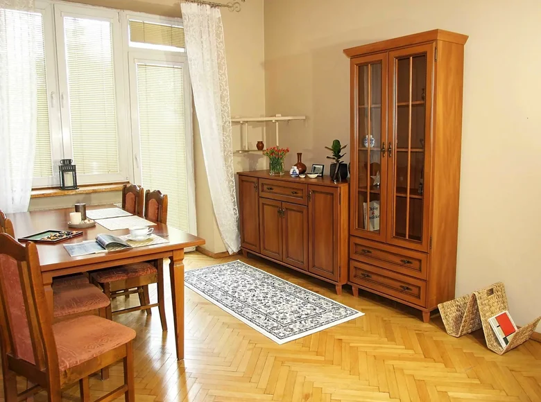 Wohnung 2 zimmer 41 m² in Warschau, Polen