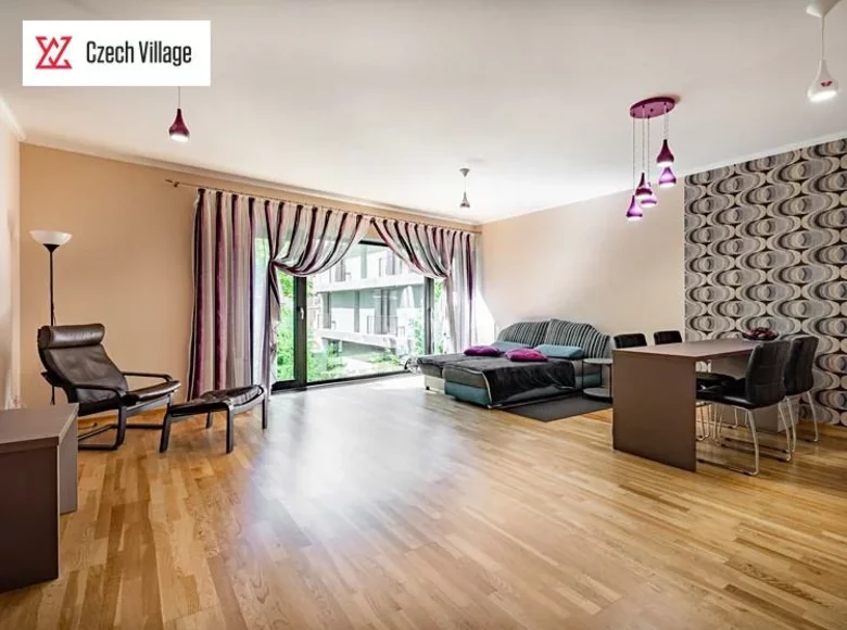 Apartamento 4 habitaciones 88 m² okres Karlovy Vary, República Checa