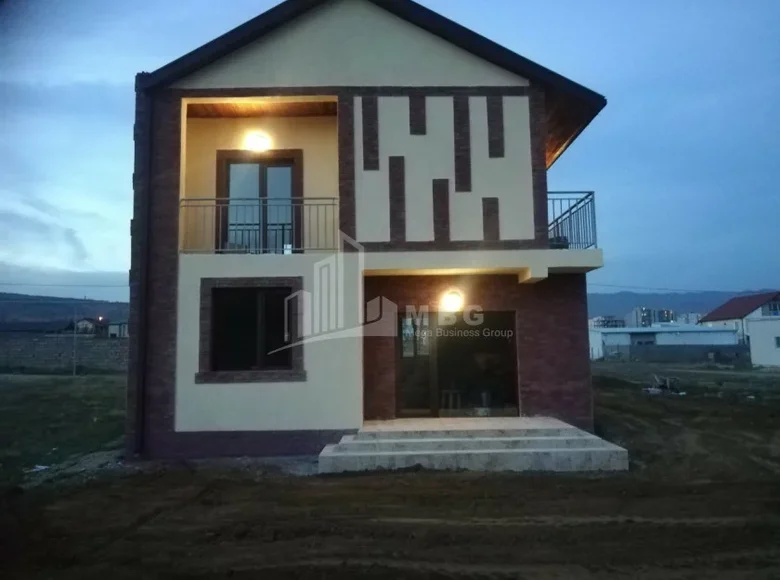 3 bedroom villa 180 m² Tbilisi, Georgia