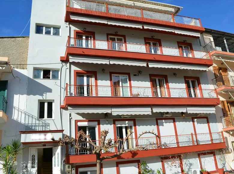 Hotel 630 m² en Loutra Edipsou, Grecia