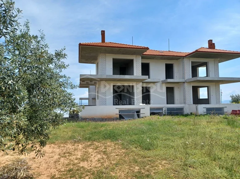 Casa 4 habitaciones 203 m² Agios Mamas, Grecia