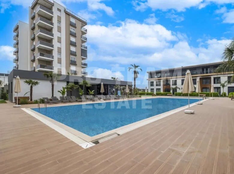 2 bedroom apartment 80 m² Aksu, Turkey