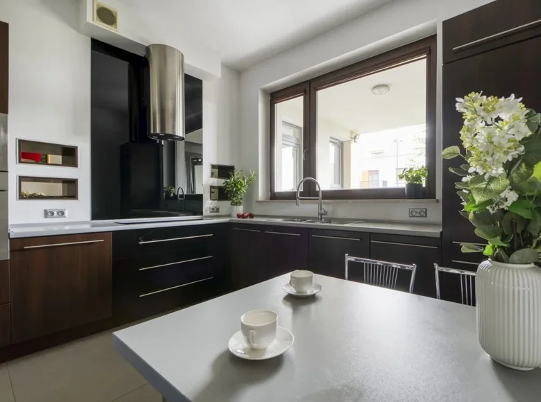 Apartamento 2 habitaciones 68 m² Varsovia, Polonia