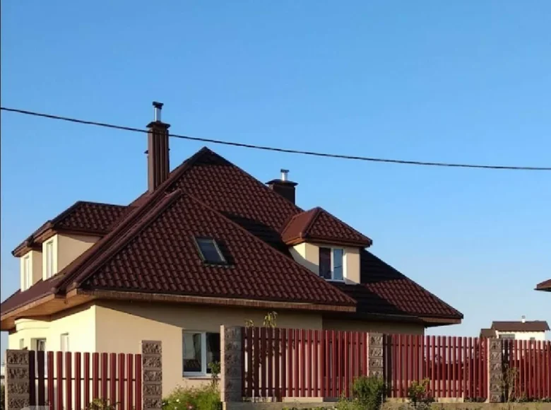 Casa de campo 340 m² Chaciezyna, Belarús