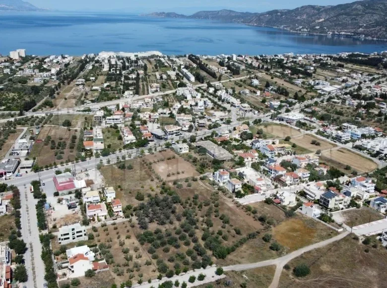 Atterrir  Municipality of Loutraki and Agioi Theodoroi, Grèce