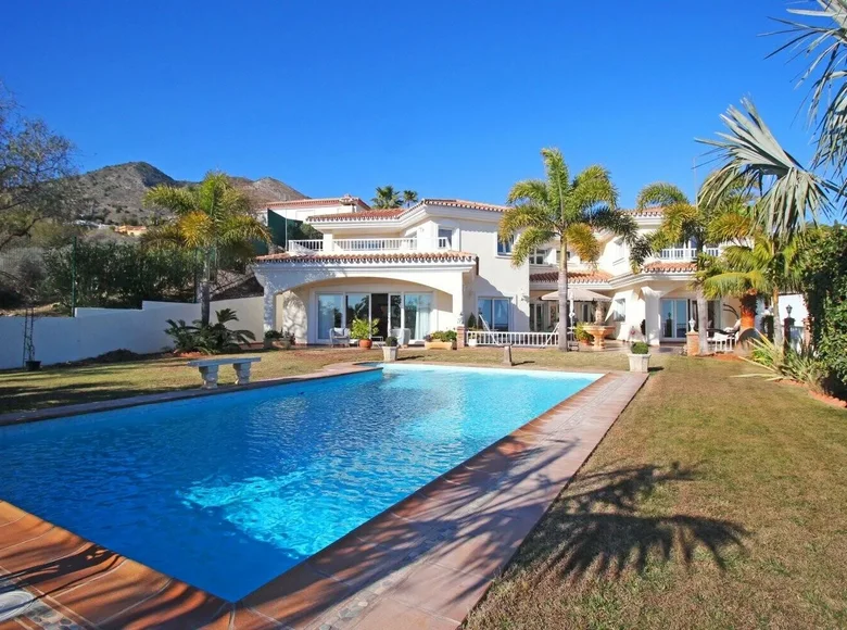 4 bedroom Villa 632 m² Fuengirola, Spain