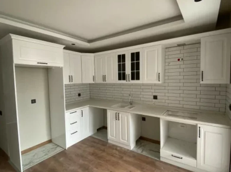 Mieszkanie 2 pokoi 65 m² Erdemli, Turcja