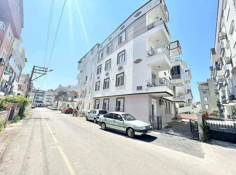 2 bedroom apartment 75 m² Muratpasa, Turkey
