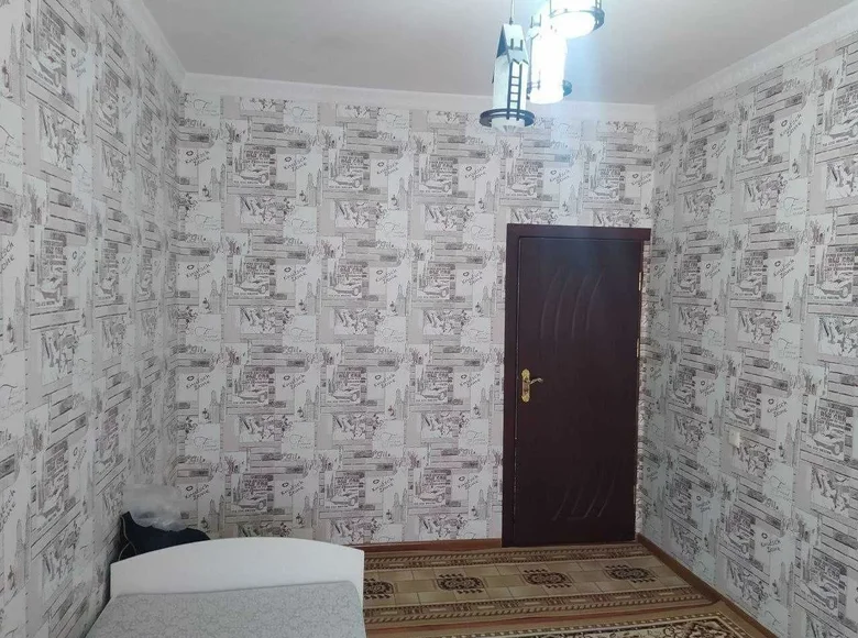 Kvartira 3 xonalar 86 m² Buxoroda