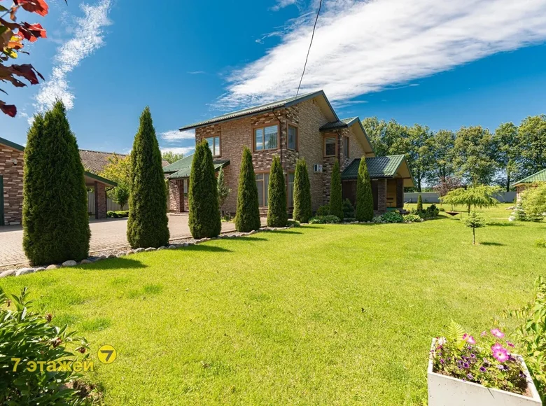 Cottage 195 m² Piekalin, Belarus