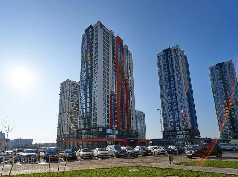 Mieszkanie 3 pokoi 63 m² Mińsk, Białoruś