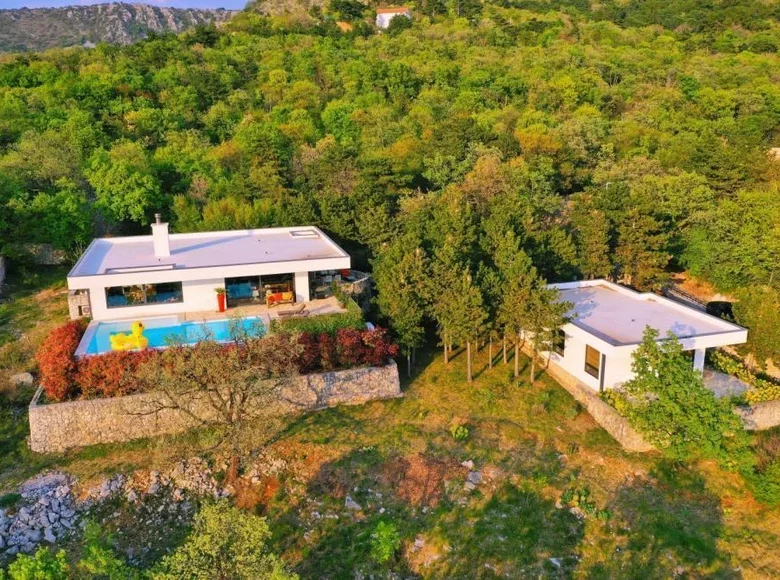 Villa 2 Schlafzimmer 185 m² Bakar, Kroatien