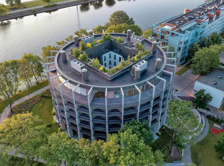 Квартира 4 спальни 143 м² Рига, Латвия