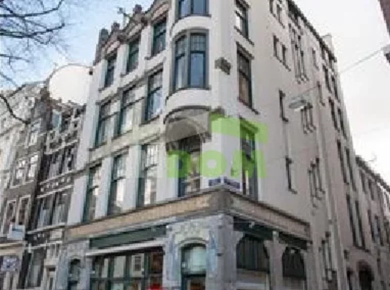 Mieszkanie 3 pokoi 140 m² Amsterdam, Holandia