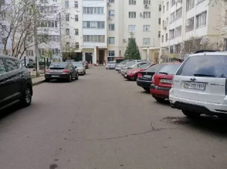 Commercial property 120 m² in Odesa, Ukraine