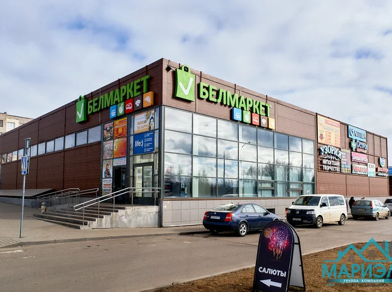Shop 180 m² in Zaslawye, Belarus