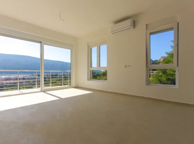 Apartamento 2 habitaciones 69 m² denovici, Montenegro