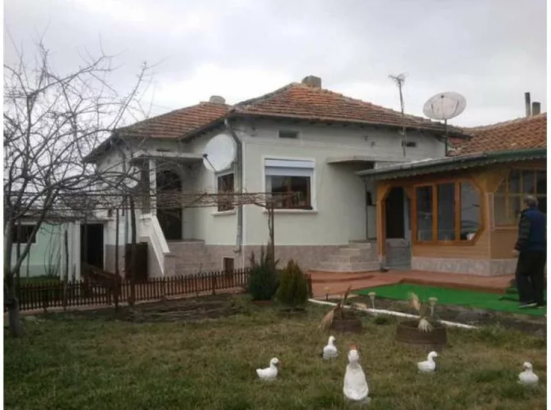 Квартира 90 м² Dobrich, Болгария