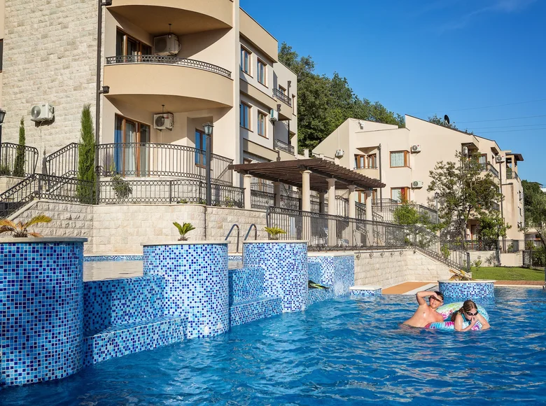 Mieszkanie 2 pokoi 58 m² Herceg Novi, Czarnogóra
