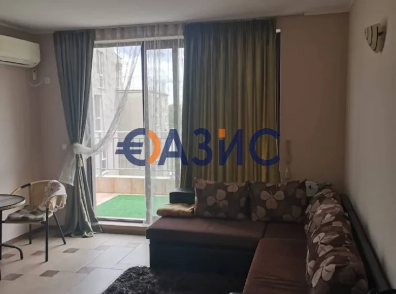 2 bedroom apartment 72 m² Primorsko, Bulgaria