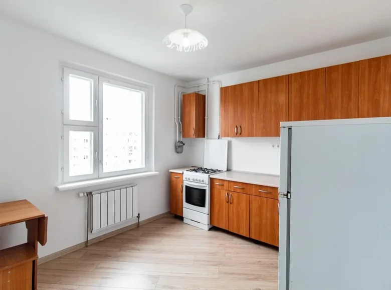 Mieszkanie 4 pokoi 90 m² Mińsk, Białoruś