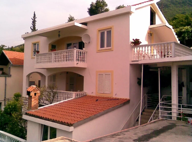 Dom 6 pokojów 205 m² Czarnogóra, Czarnogóra