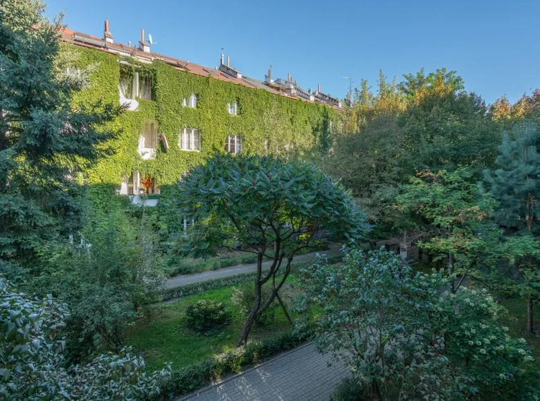 3 room apartment 84 m² in Warsaw, Poland