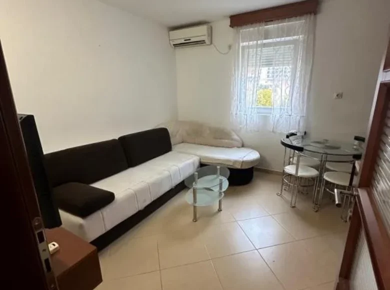 Wohnung 1 Schlafzimmer 42 m² Budva, Montenegro