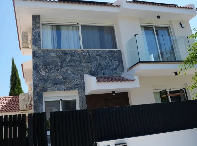4 bedroom house  Germasogeia, Cyprus