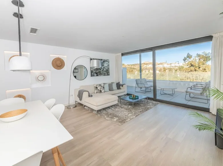 Квартира 2 спальни 122 м² Михас, Испания