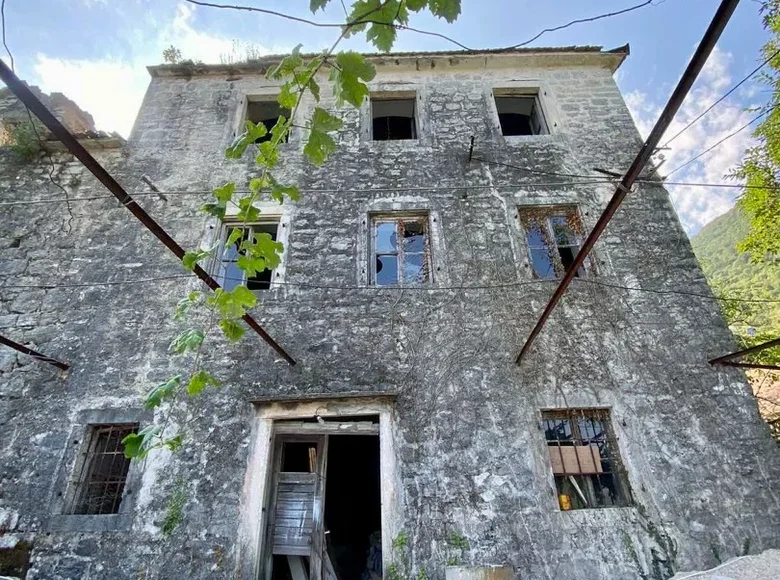 Casa 180 m² Stoliv, Montenegro