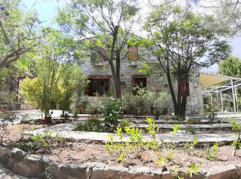 Maison 3 chambres  Vavla, Chypre