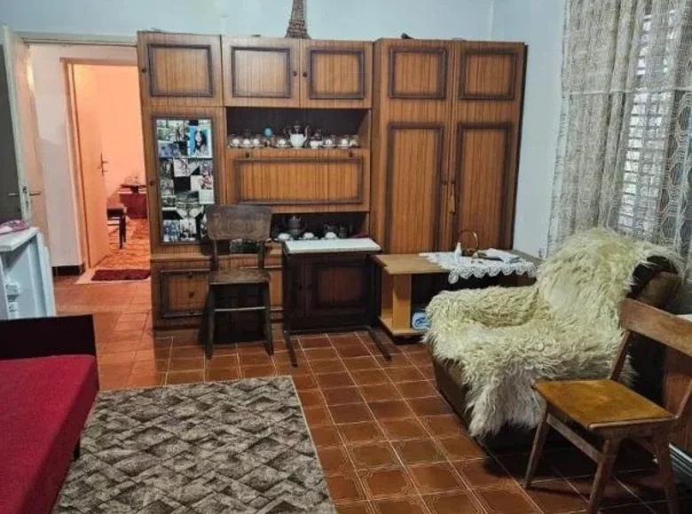 3 bedroom house 100 m² Burtaisi, Montenegro