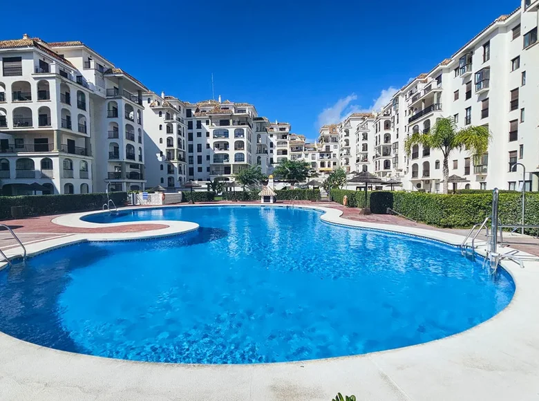 3 bedroom apartment 137 m² Manilva, Spain