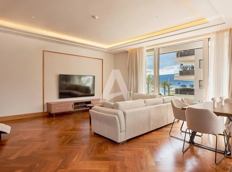 Wohnung 2 Schlafzimmer 147 m² Tivat, Montenegro