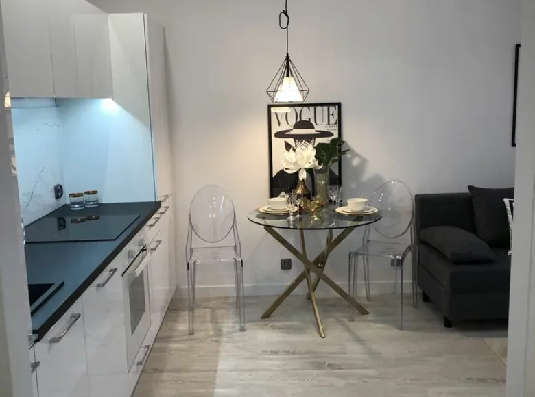 3 room apartment 43 m² in Warsaw, Poland