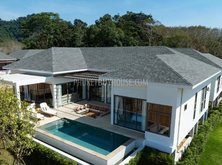 2 bedroom Villa 256 m² Rawai, Thailand