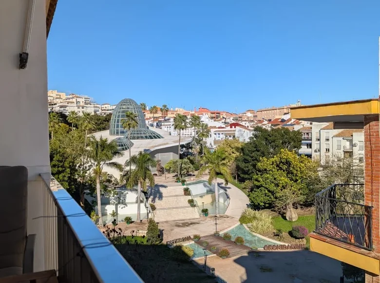 3 bedroom apartment 108 m² Estepona, Spain
