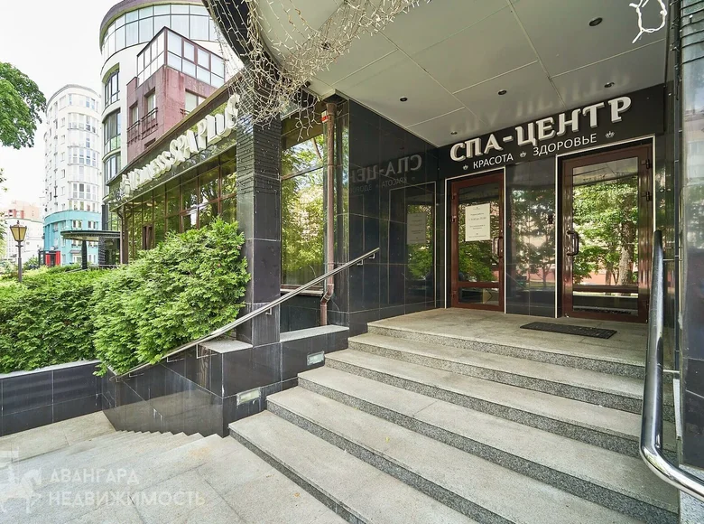 Commercial property 928 m² in Minsk, Belarus